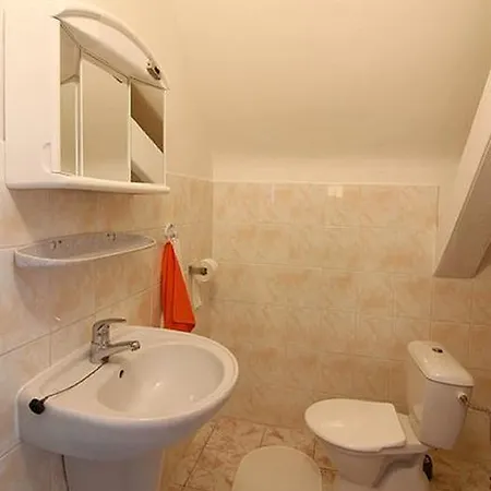 Pensionat Karpatia 2*