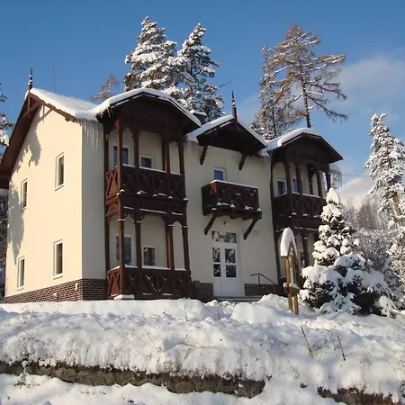 게스트하우스 Karpatia Vysoké Tatry